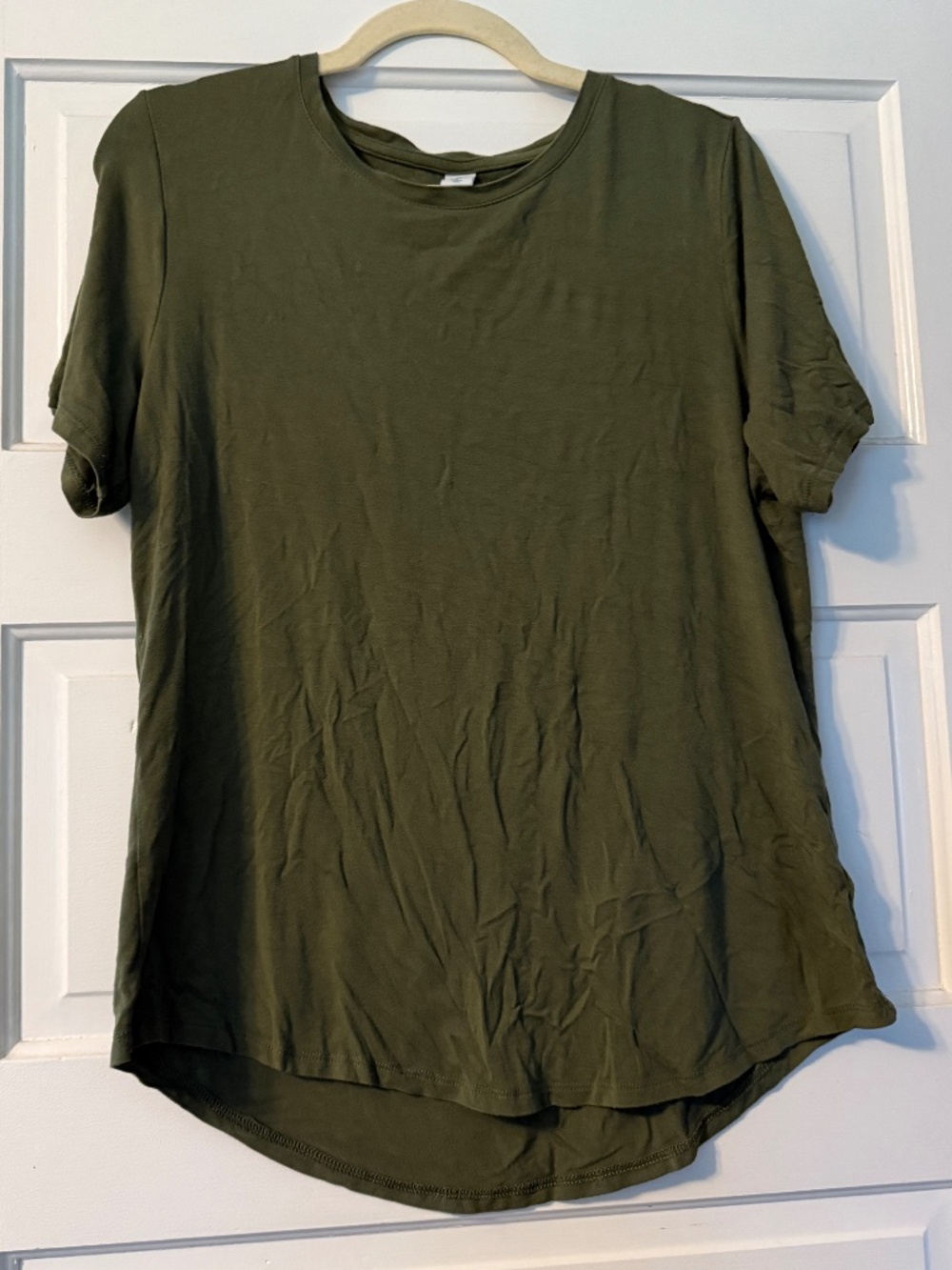 Green Old Navy T-shirt